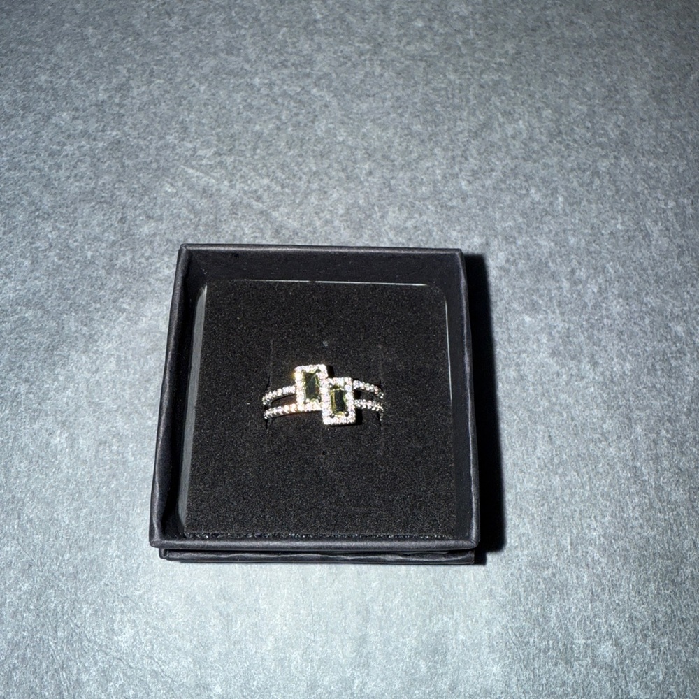 BP Silver and Light Green Ring Sz 9